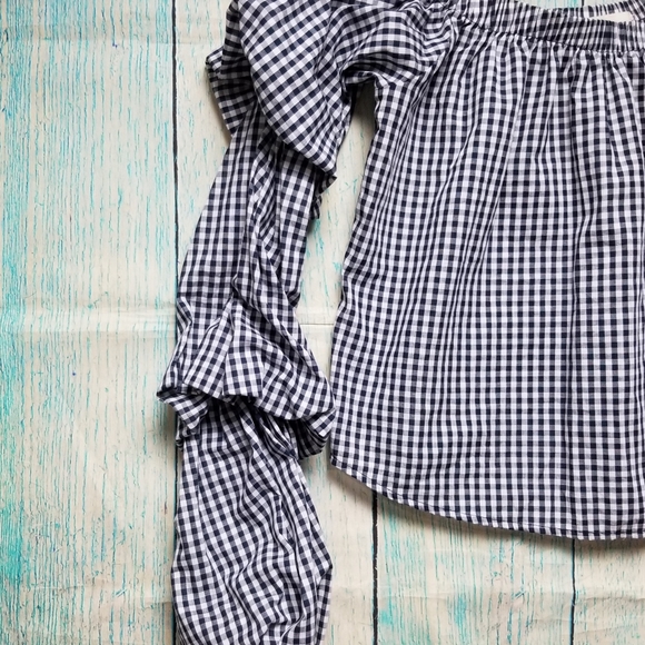 Mickey & Joey gingham off shoulder top siz… - Picture 4 of 5